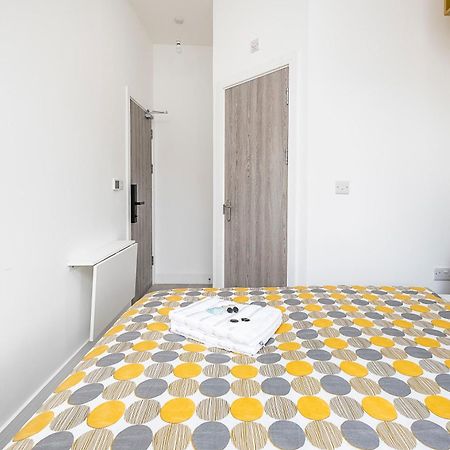 Victorian Beauty With Private Toilet And Shower Near Tube Station London Bagian luar foto